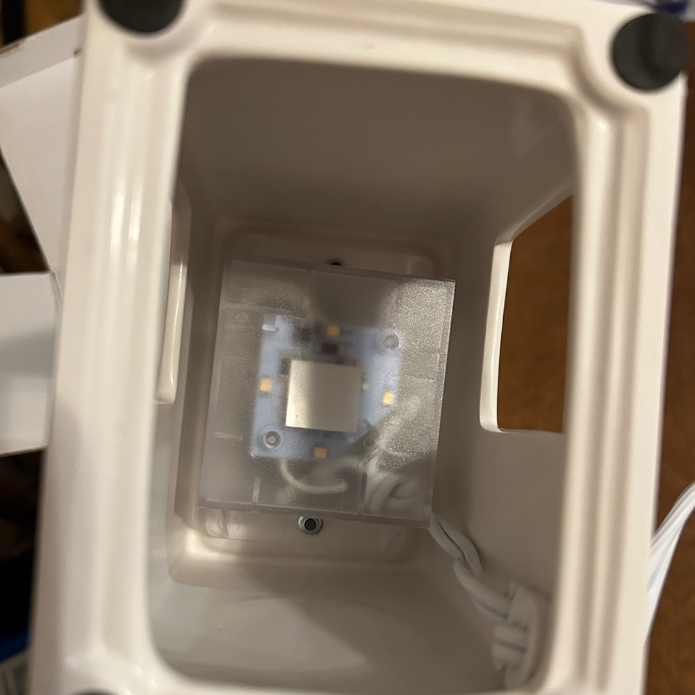 Scentsy, Comptempo White Wax Warmer - Picture 8 of 8